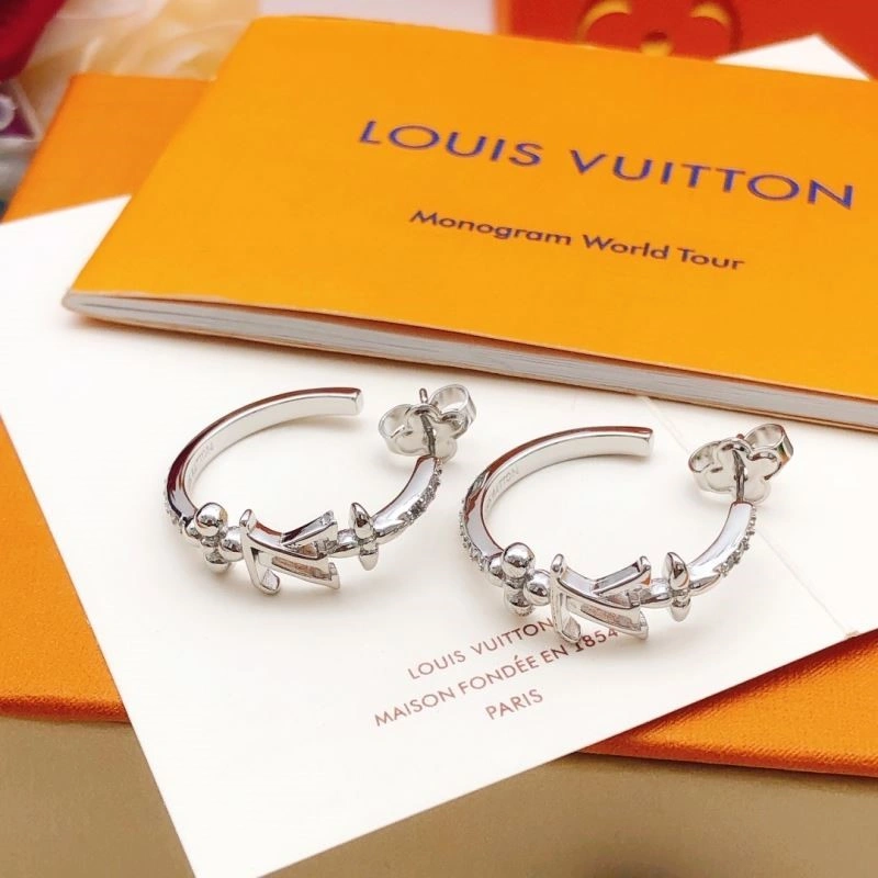 Louis Vuitton Earrings OnTrend 249032