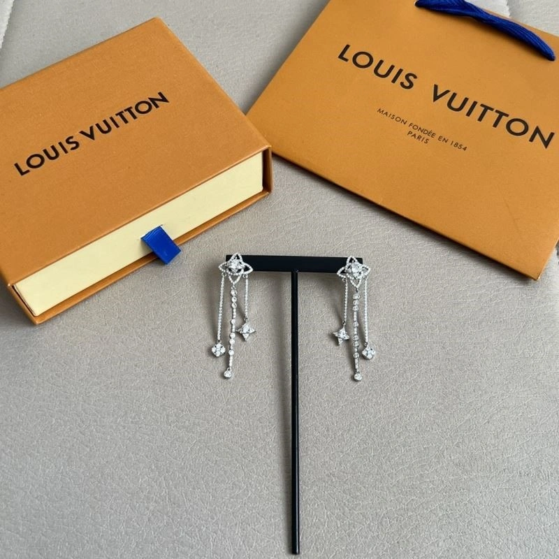 Louis Vuitton Earrings Stretchable 249026