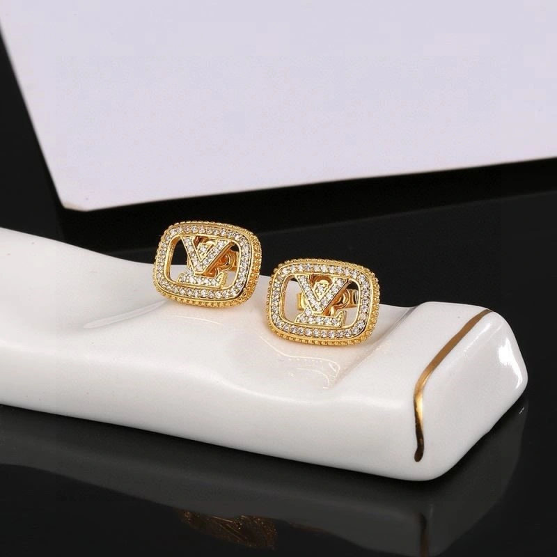 Minimalist Louis Vuitton Earrings 249020