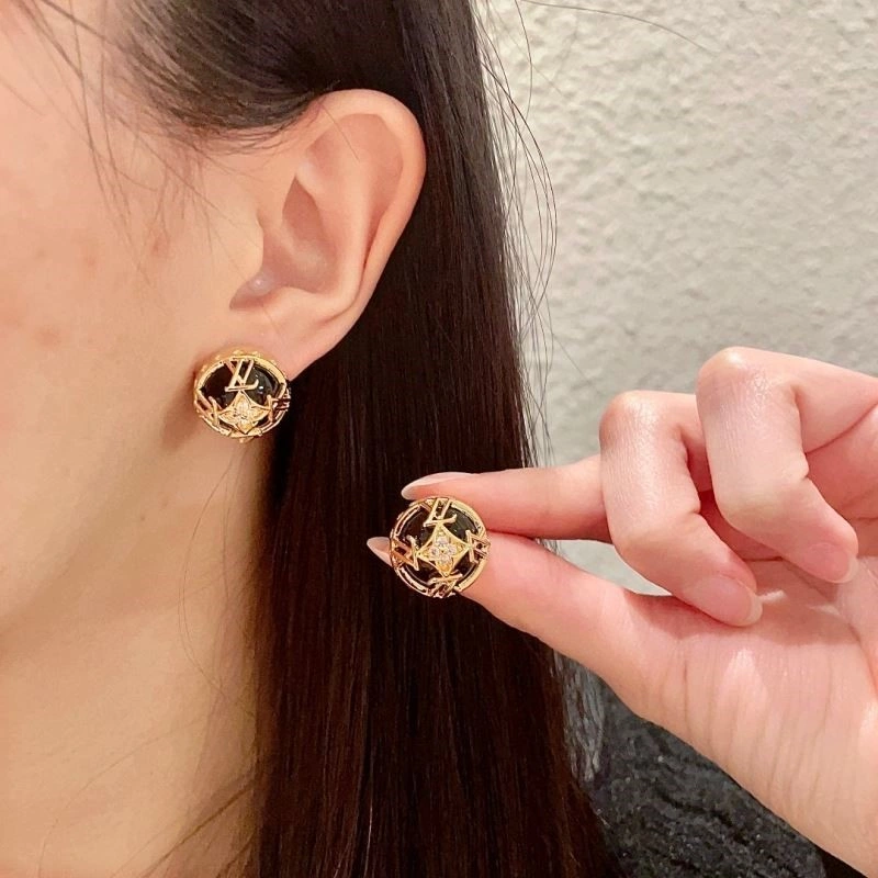 Louis Vuitton Earrings Unique 249014