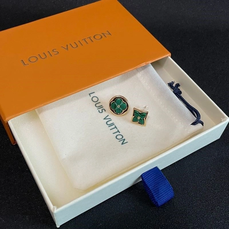 Louis Vuitton Earrings UrbanStyle 249011