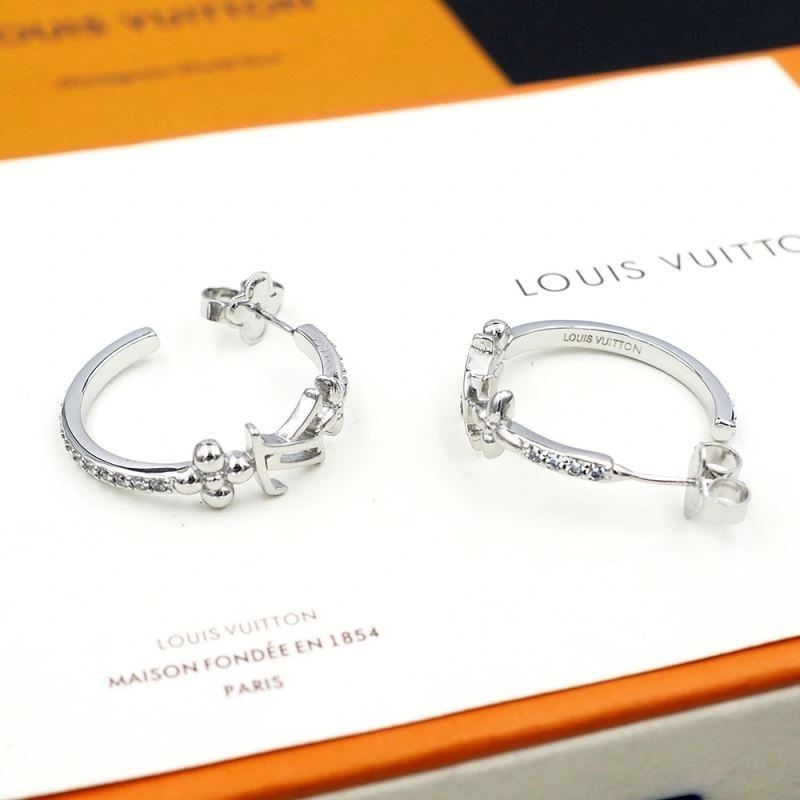 Louis Vuitton Earrings Minimalist 249003