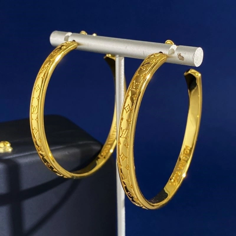 Lightweight Louis Vuitton Earrings 248994