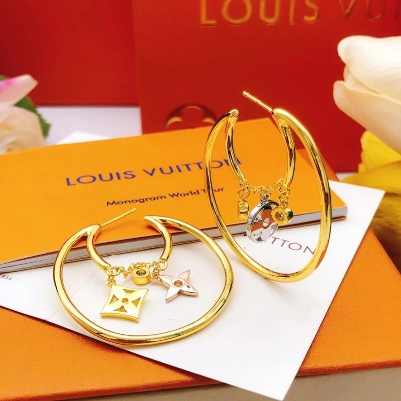 ModernLook Louis Vuitton Earrings 248647