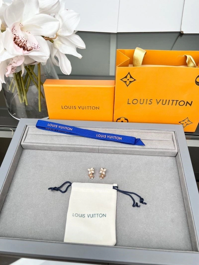 Bright Louis Vuitton Earrings 248635