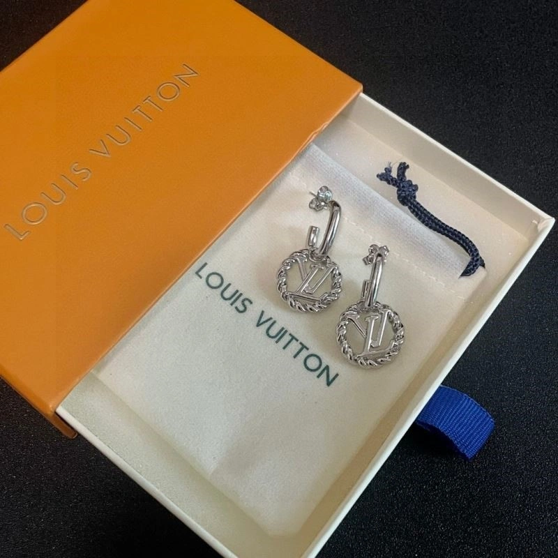 Snug Louis Vuitton Earrings 248631
