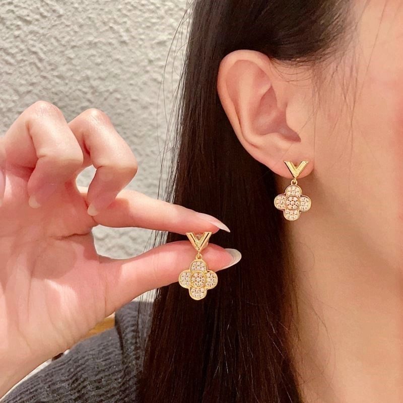 Attractive Louis Vuitton Earrings 248601