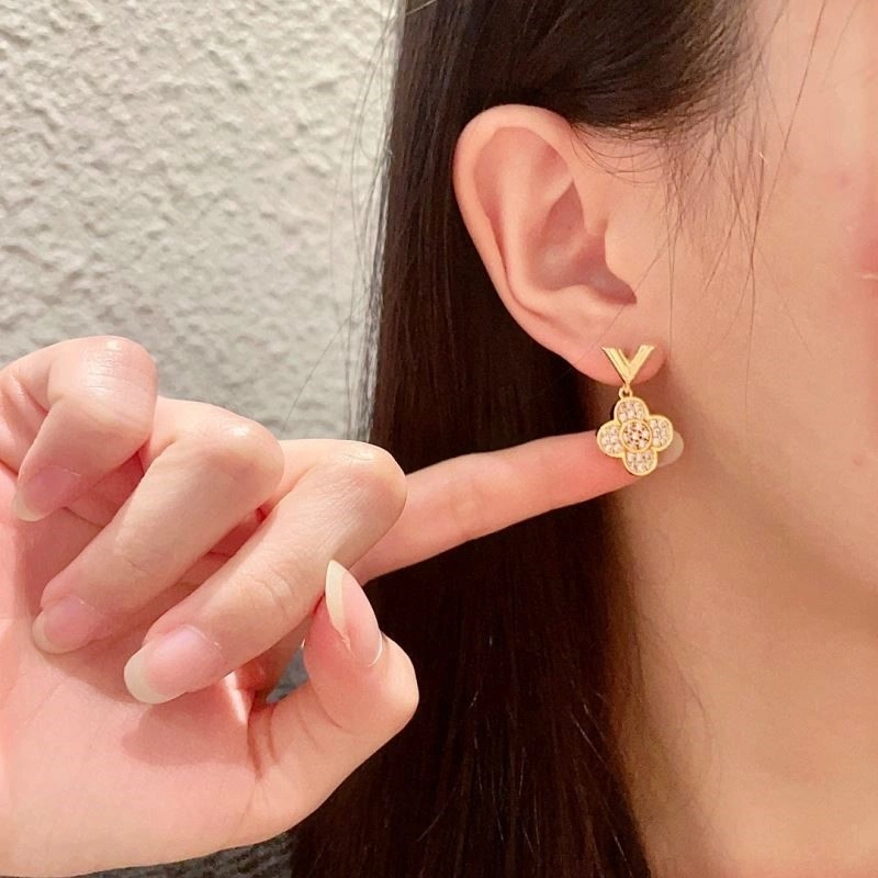 Attractive Louis Vuitton Earrings 248601