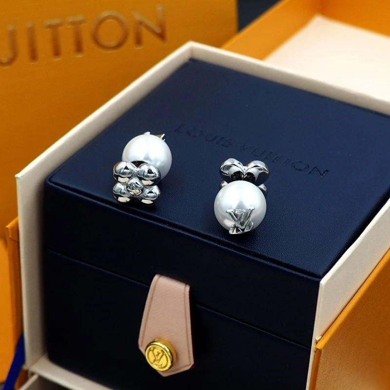 TechFriendly Louis Vuitton Earrings 248633