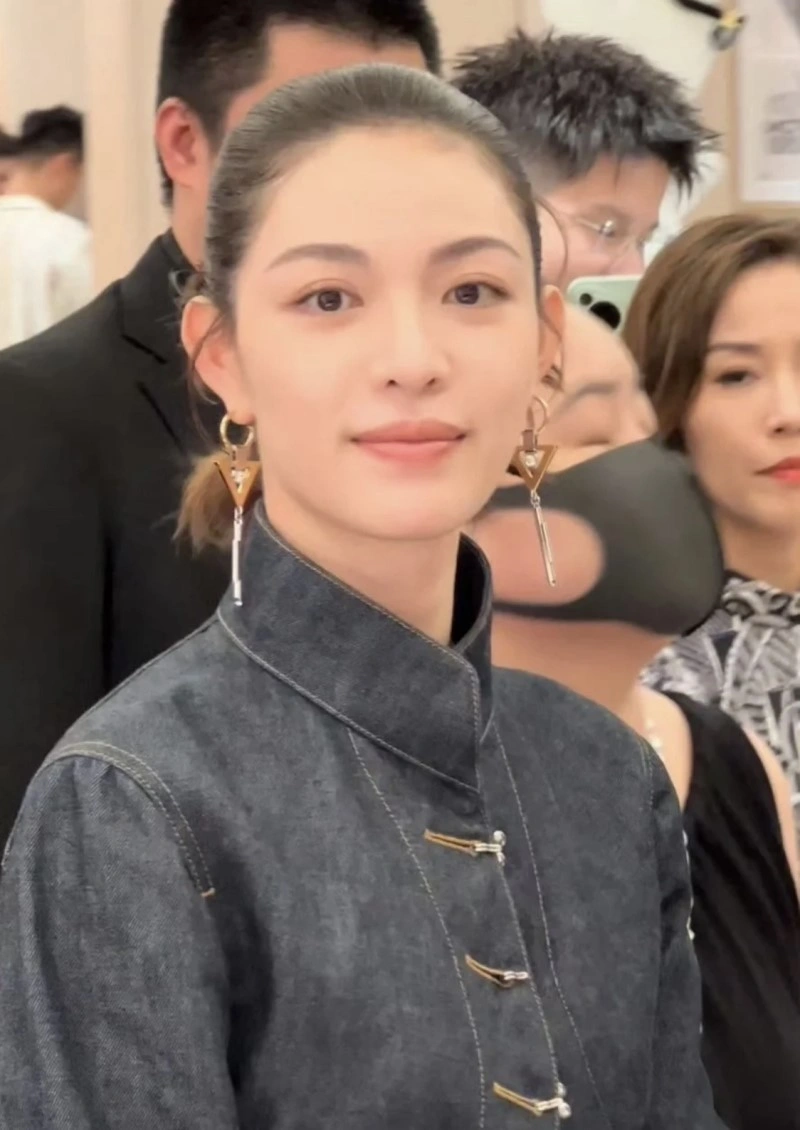 Louis Vuitton Earrings SmoothTexture 248599