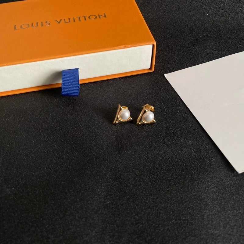 Louis Vuitton Earrings Contemporary 248589