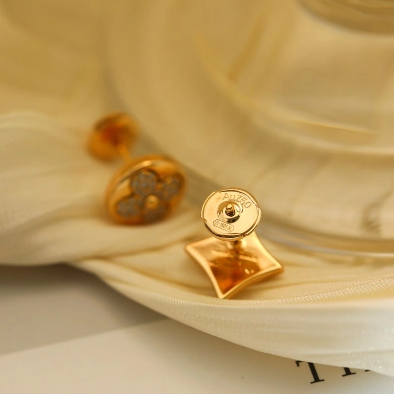 Louis Vuitton Earrings Effortless 248576
