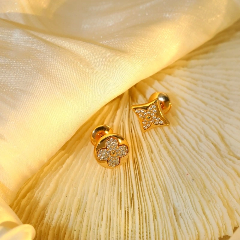 Louis Vuitton Earrings Effortless 248576