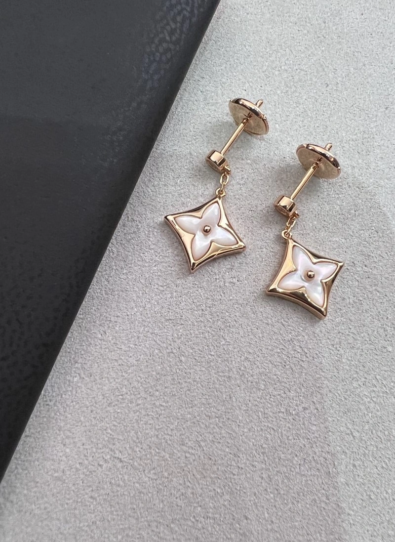 Louis Vuitton Earrings Effortless 248578