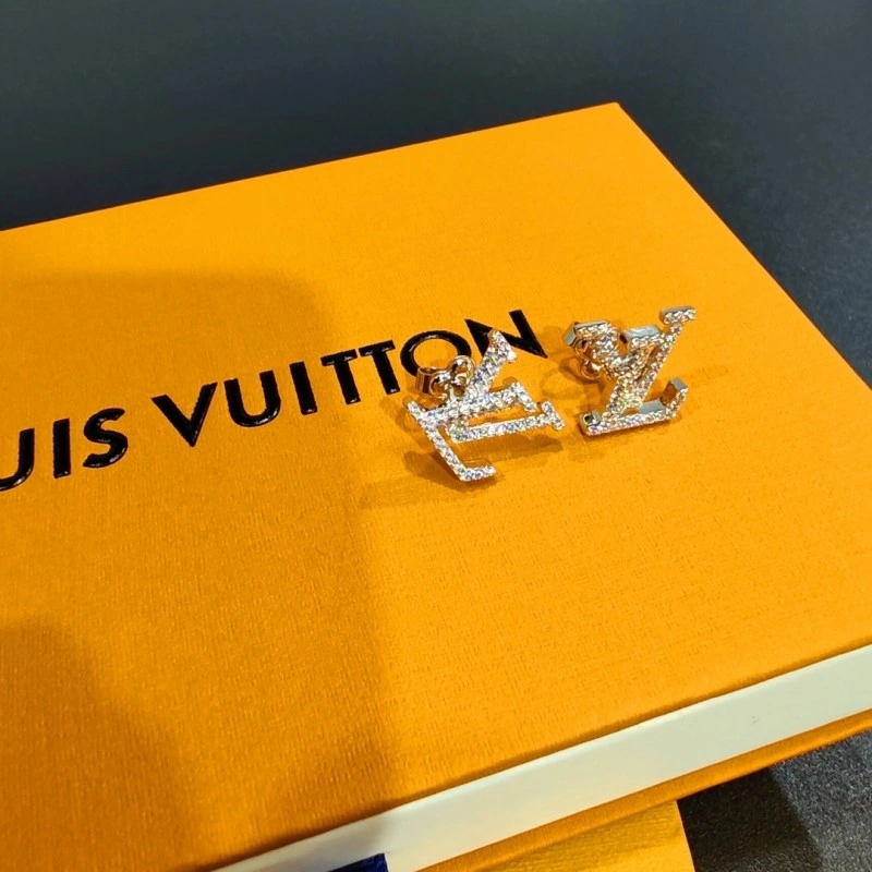Cozy Louis Vuitton Earrings 248565