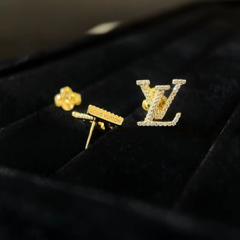Cozy Louis Vuitton Earrings 248565