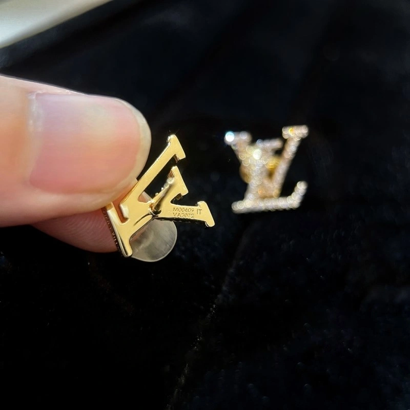 Cozy Louis Vuitton Earrings 248565
