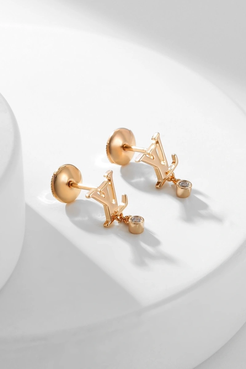 Stylish Louis Vuitton Earrings 248580
