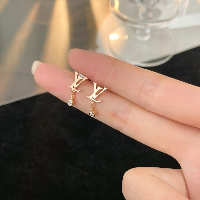 Stylish Louis Vuitton Earrings 248580