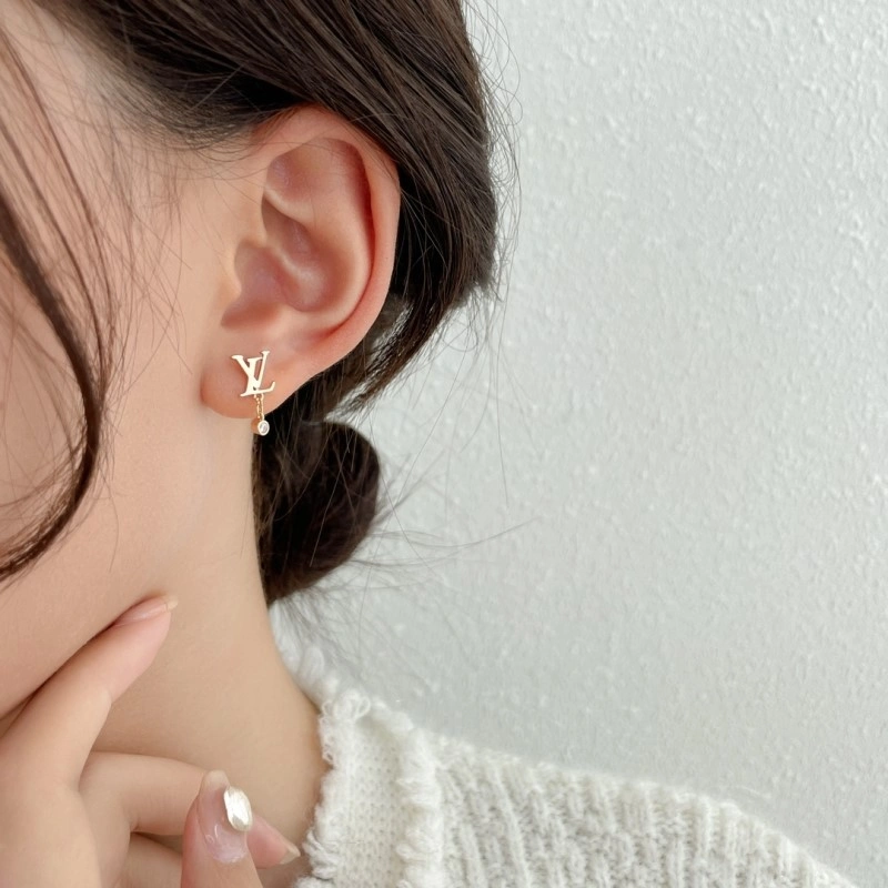 Stylish Louis Vuitton Earrings 248580