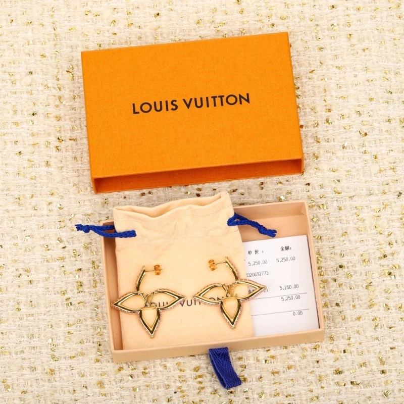 Louis Vuitton Earrings Classic 248568