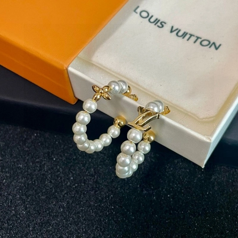 UrbanChic Louis Vuitton Earrings 248581