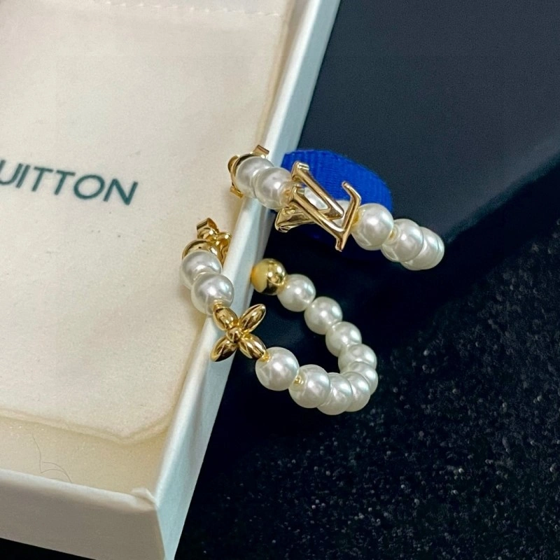 UrbanChic Louis Vuitton Earrings 248581