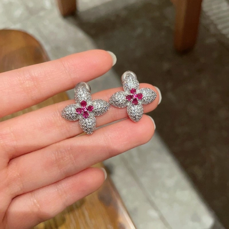 Louis Vuitton Earrings Refined 248105