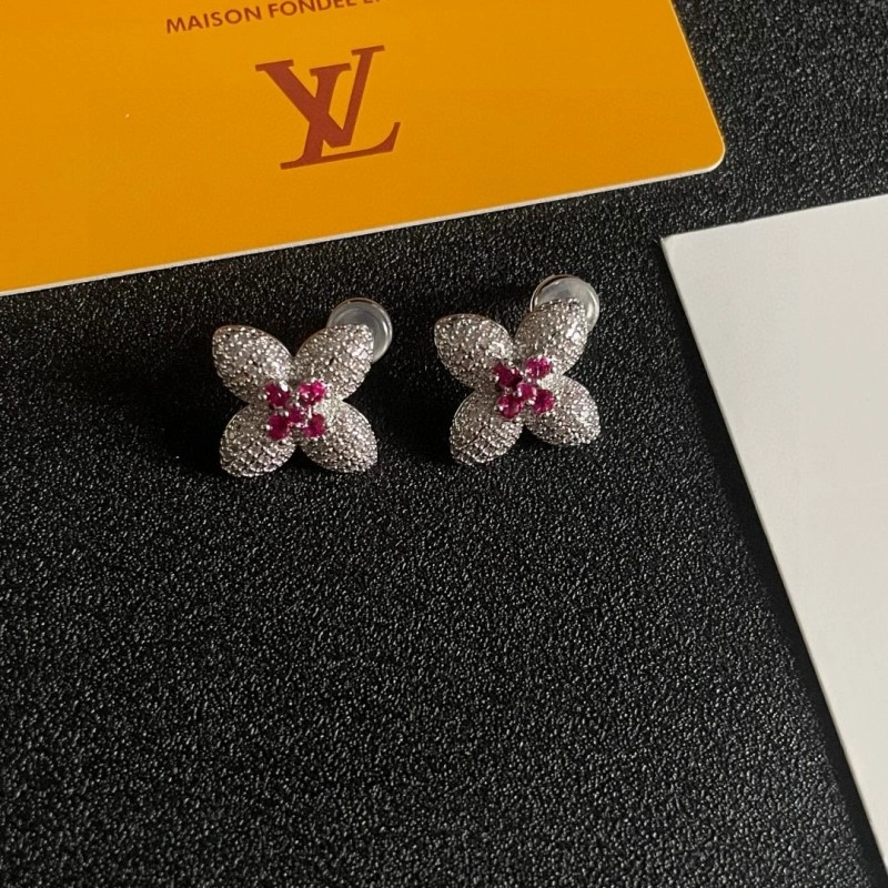 Louis Vuitton Earrings Refined 248105