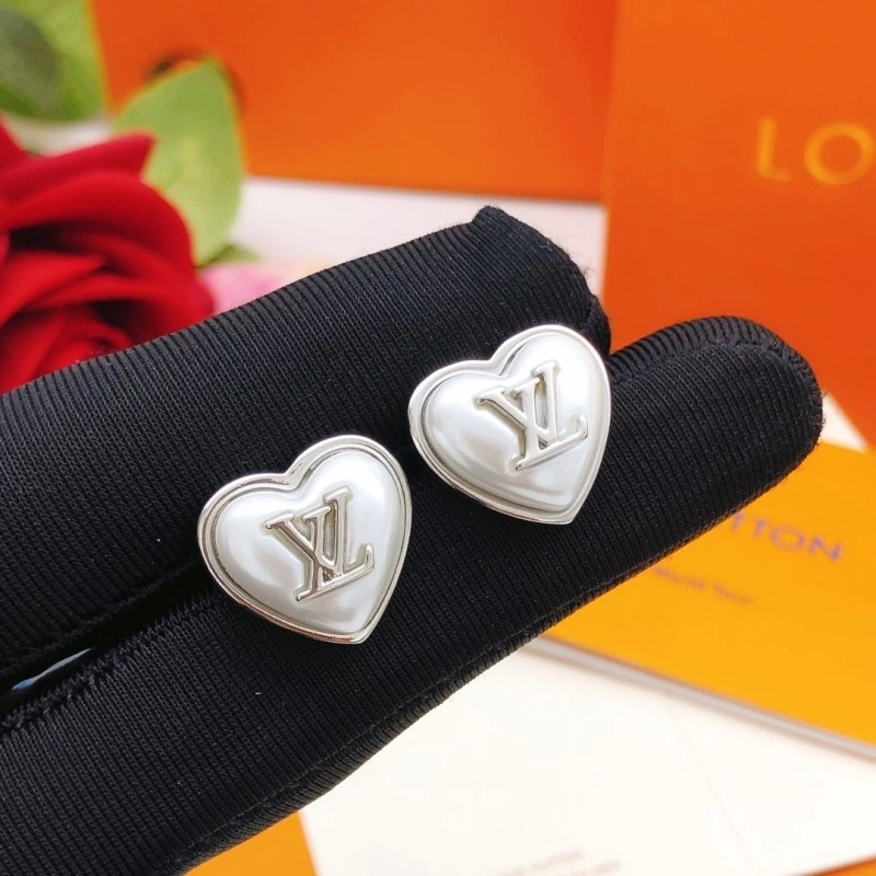 Louis Vuitton Earrings Effortless 248077