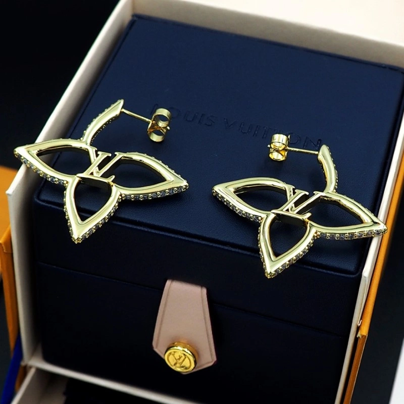 Elegant Louis Vuitton Earrings 248045