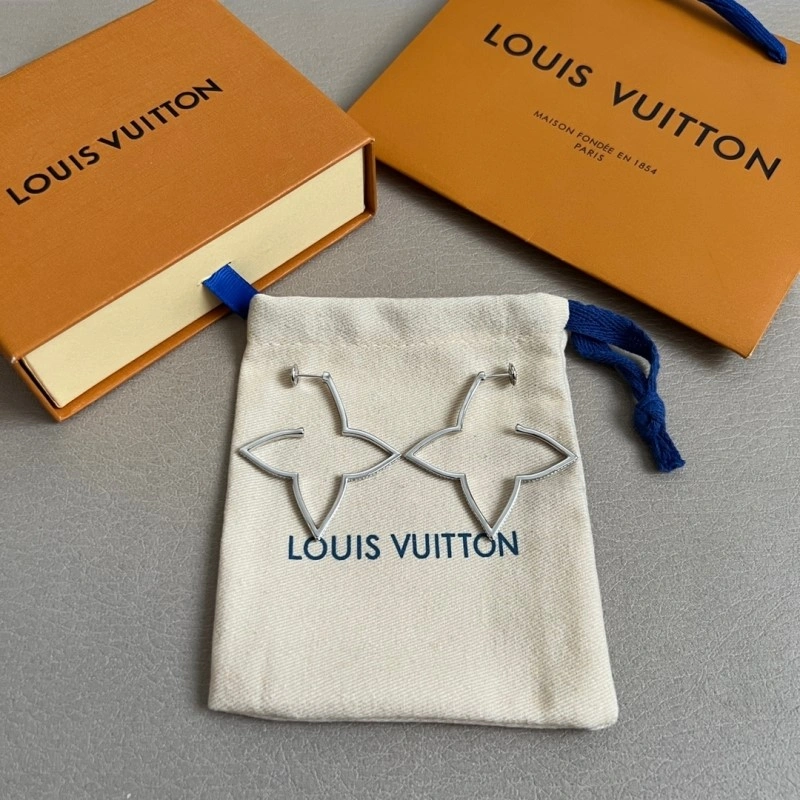 Chic Louis Vuitton Earrings 248028