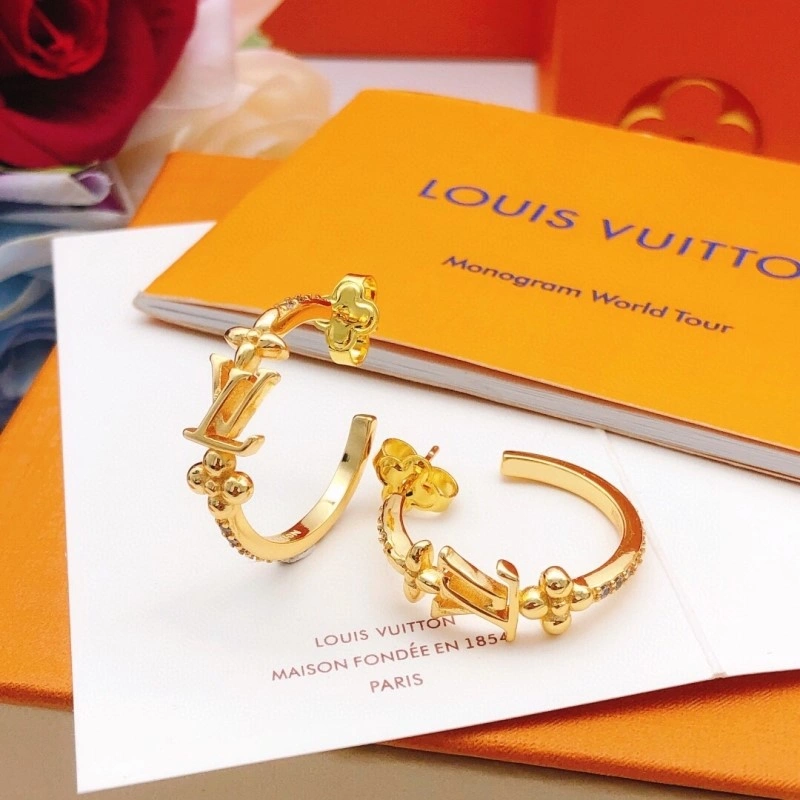 EyeCatching Louis Vuitton Earrings 248006