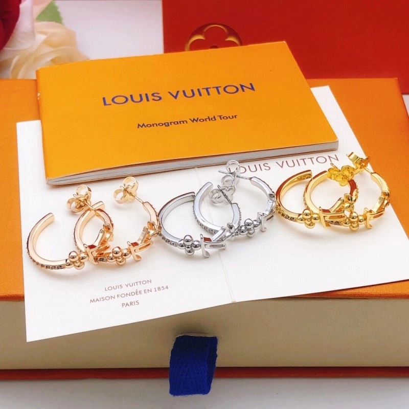 EyeCatching Louis Vuitton Earrings 248006