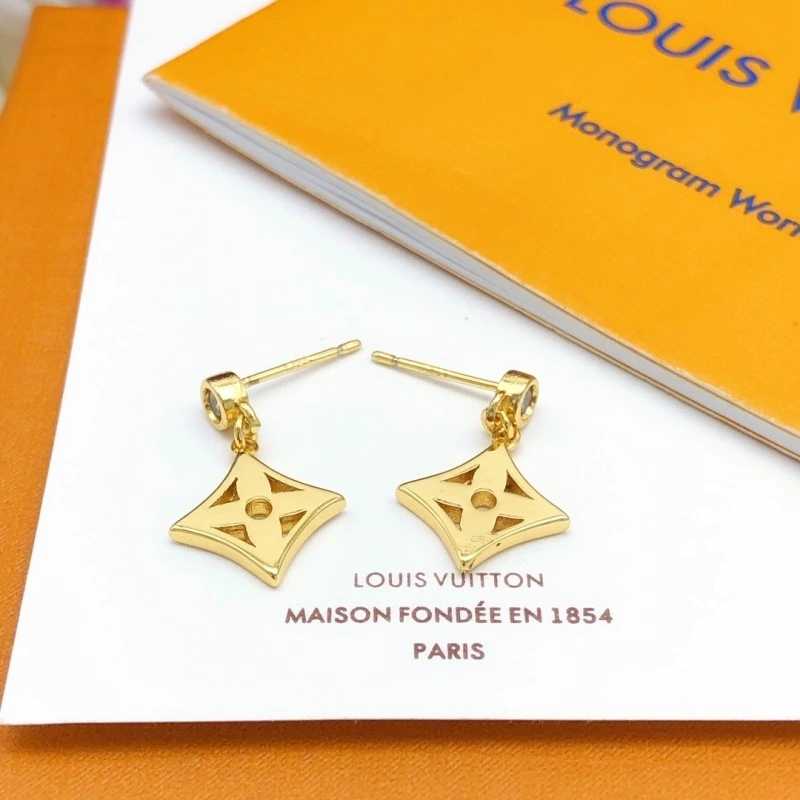 Louis Vuitton Earrings Lightweight 247990