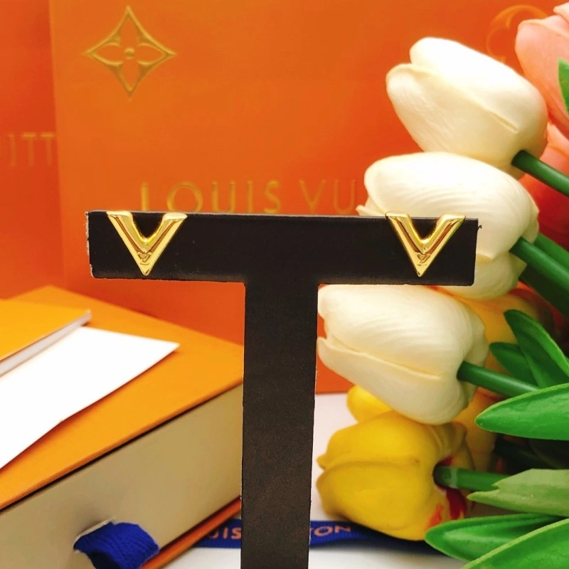 UrbanStyle Louis Vuitton Earrings 247977