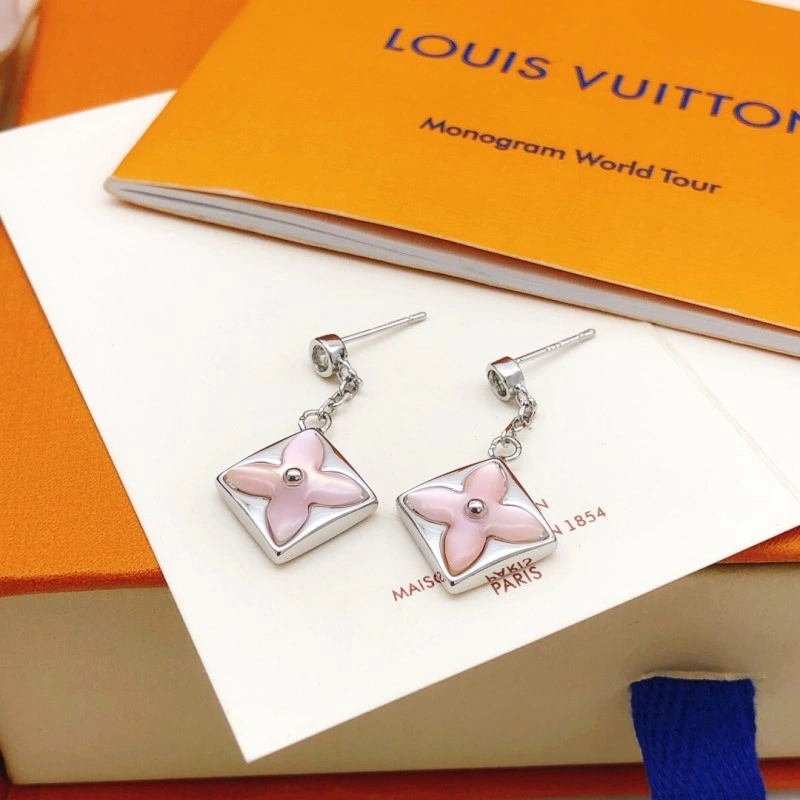 Bright Louis Vuitton Earrings 247966