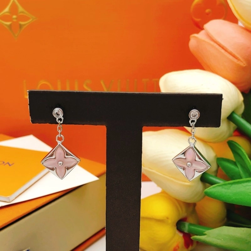 Bright Louis Vuitton Earrings 247966
