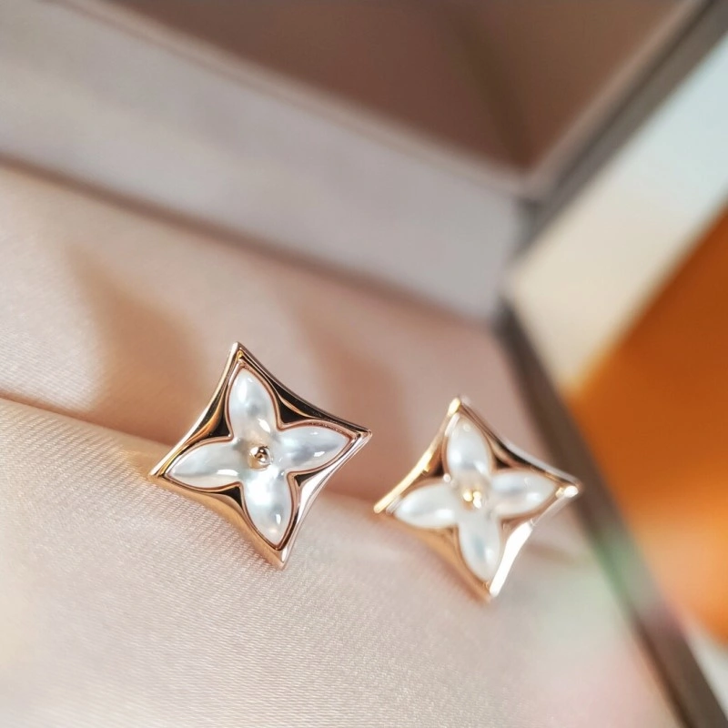 Louis Vuitton Earrings Supportive 247959