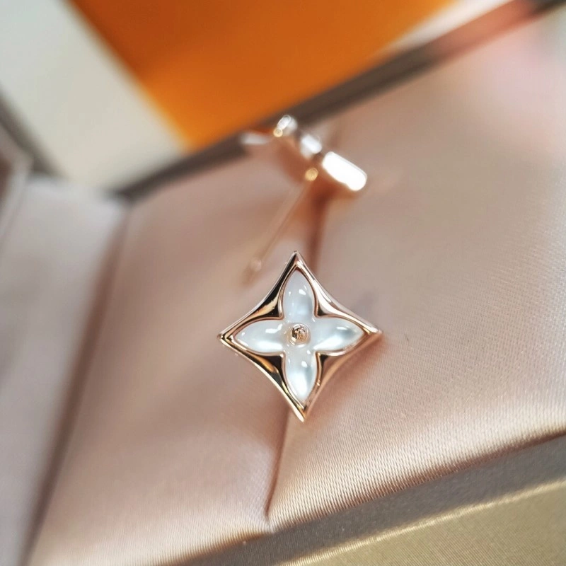 Louis Vuitton Earrings Supportive 247959