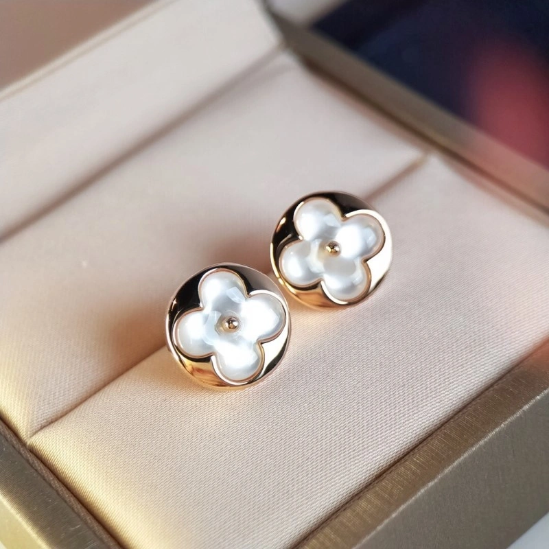 Attractive Louis Vuitton Earrings 247956