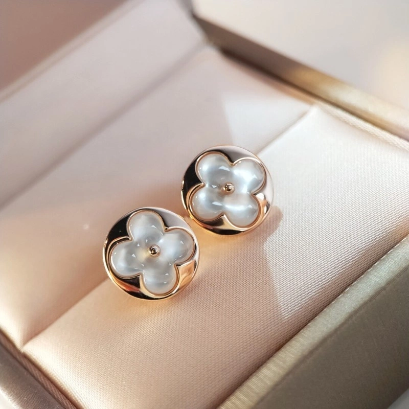 Attractive Louis Vuitton Earrings 247956