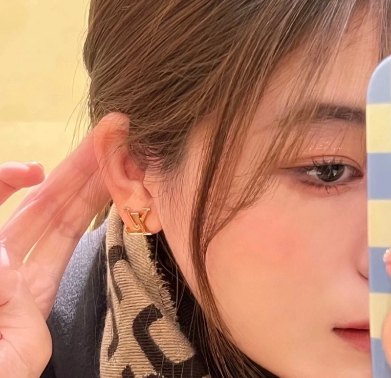 Louis Vuitton Earrings Upgraded 247944