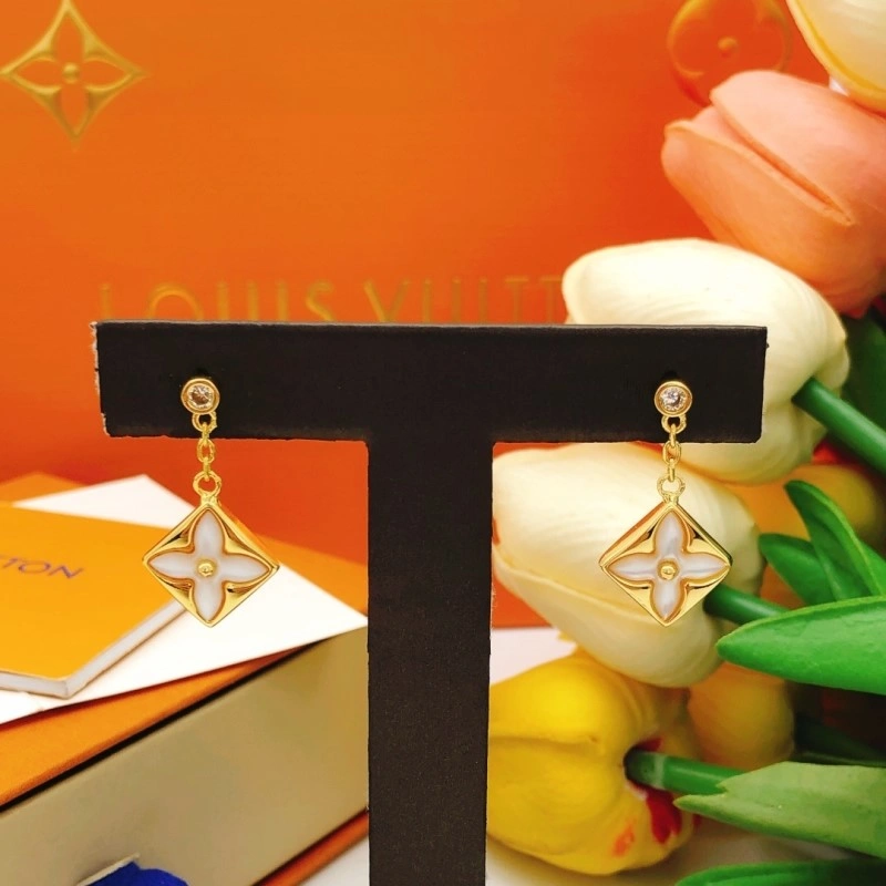 Sporty Louis Vuitton Earrings 247942