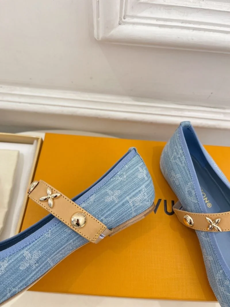 Thermal Louis Vuitton Flat Shoes 32384