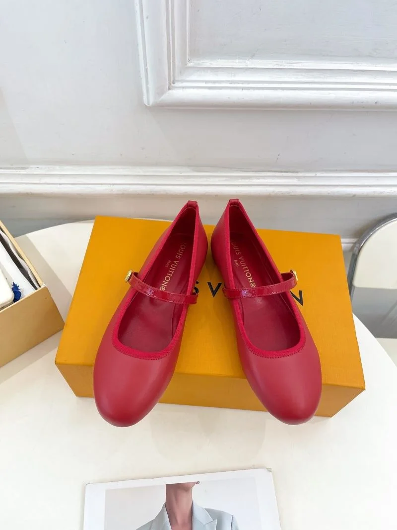 Louis Vuitton Flat Shoes Upgraded 32381