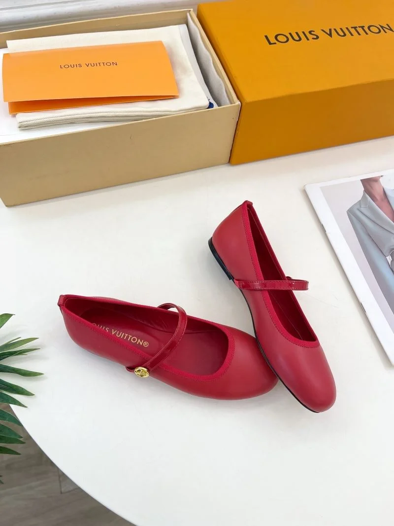 Louis Vuitton Flat Shoes Upgraded 32381