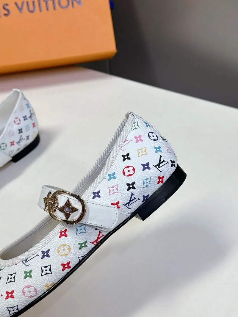 QuickDry Louis Vuitton Flat Shoes 31975