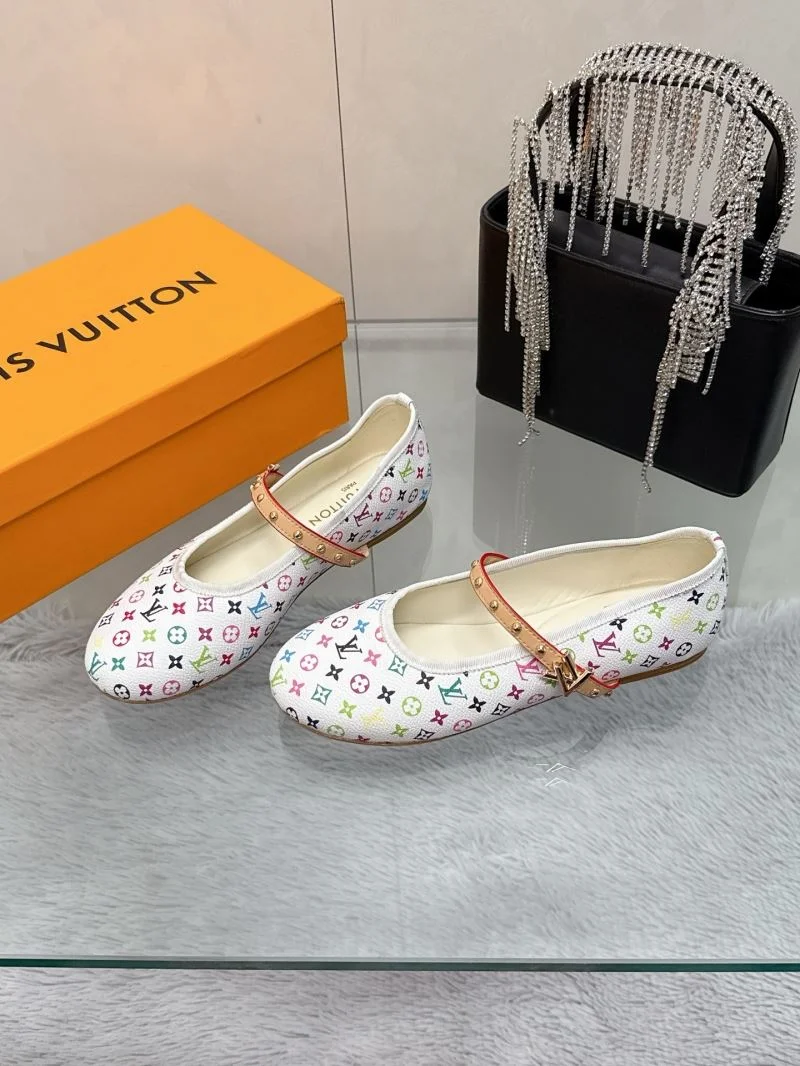 SunProtective Louis Vuitton Flat Shoes 31989