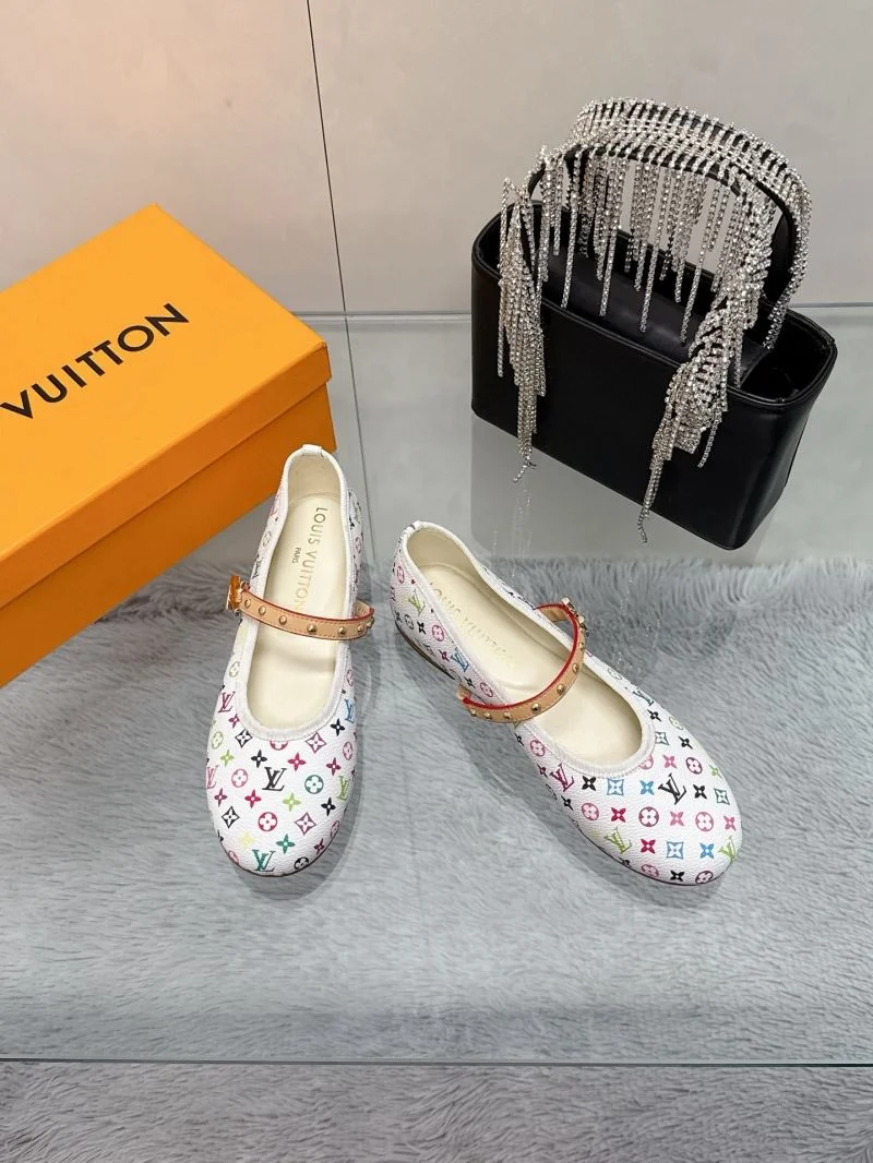 SunProtective Louis Vuitton Flat Shoes 31989